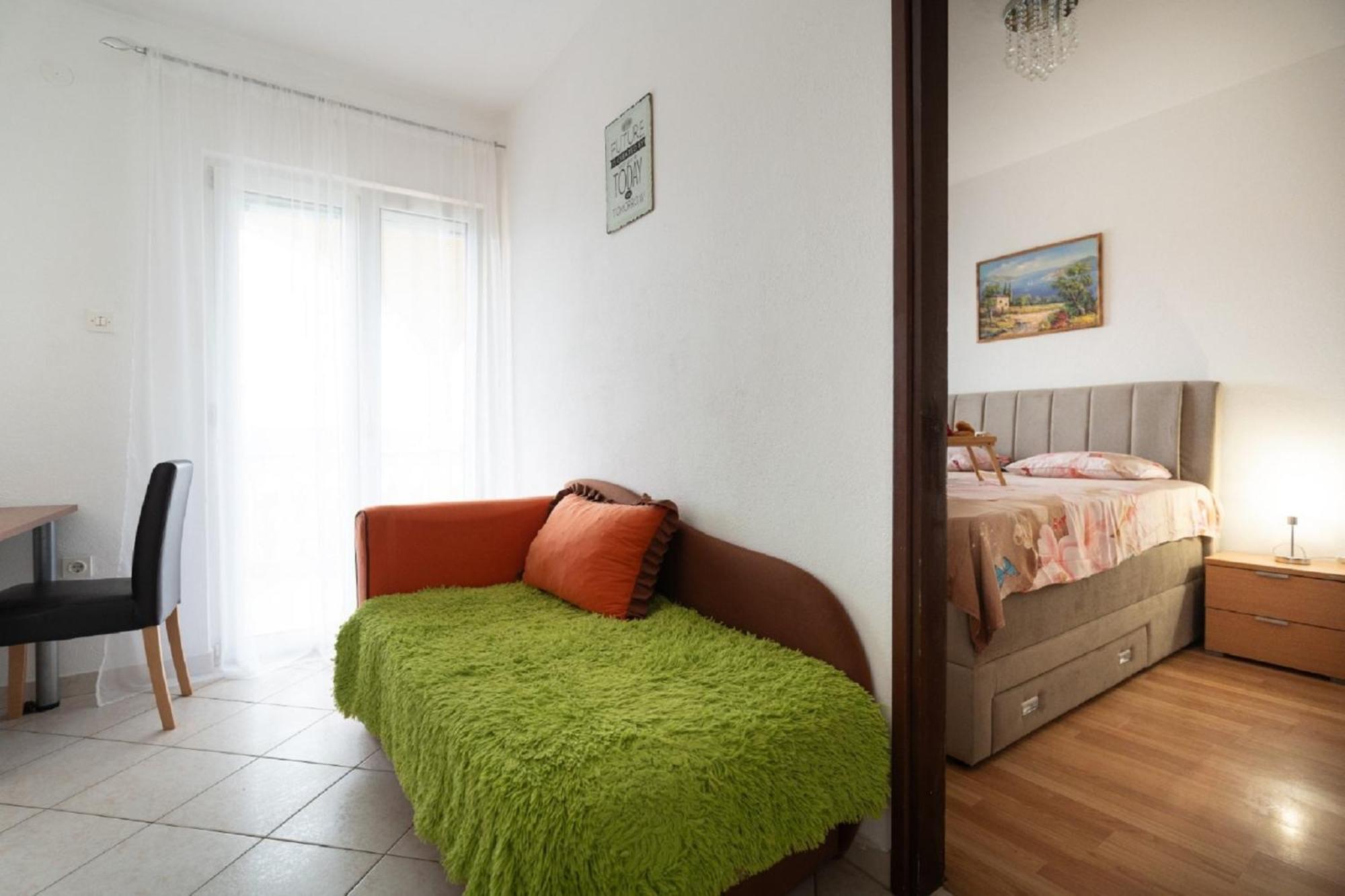 Apartments Milic Горни Карин Екстериор снимка